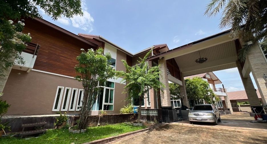 Haus zum Kauf mit 8 Zimmer in Bang Phli, Samut Prakan