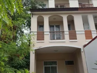 出售 3 卧室 独立屋 在 Prawet, 曼谷