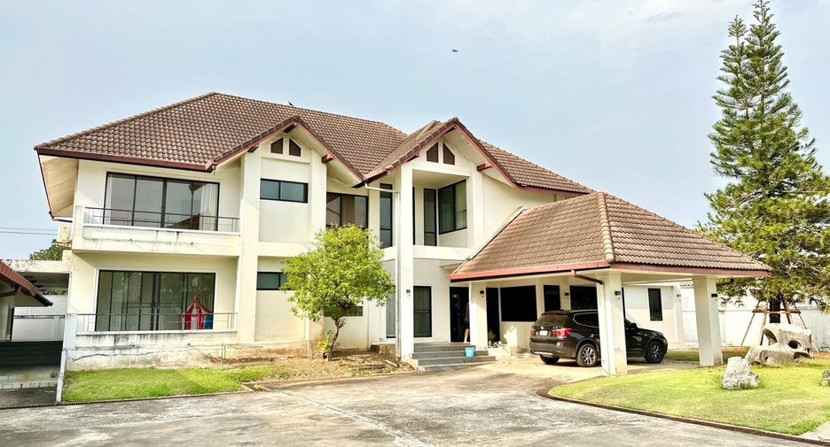 À vendre 5 chambres maison à San Sai, Chiang Mai