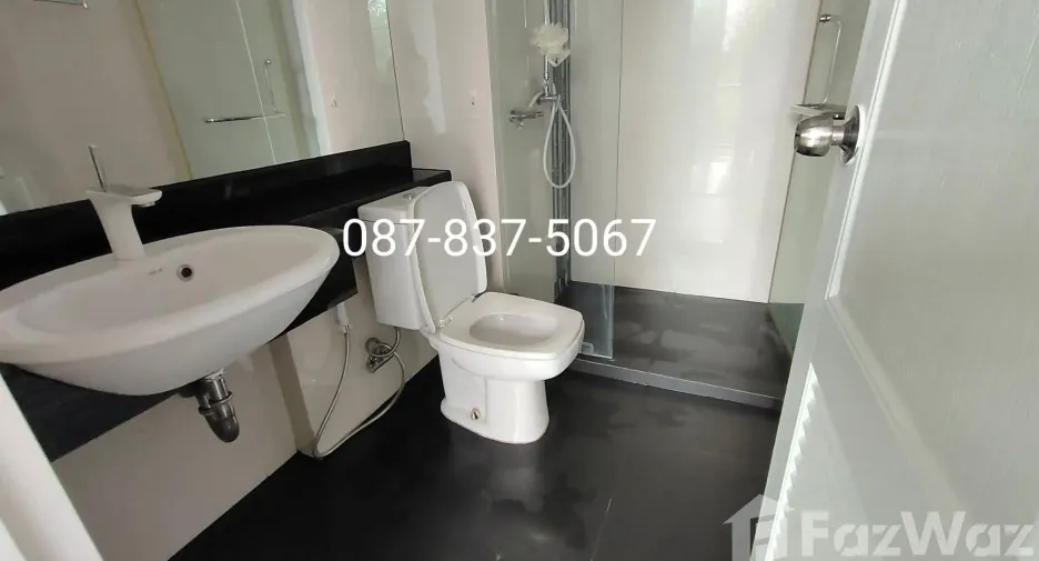 For sale 1 bed condo in Bang Phlat, Bangkok