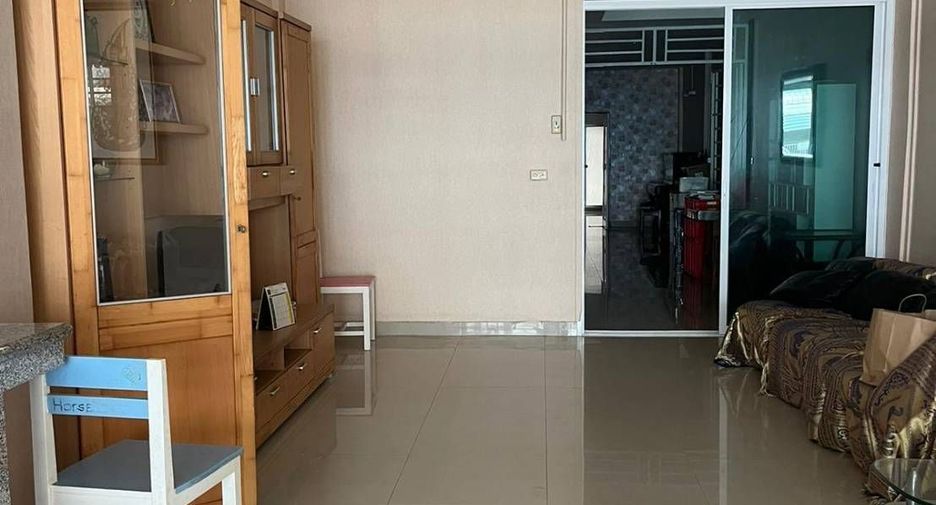 For sale 2 bedrooms townhouse in Hua Hin, Prachuap Khiri Khan