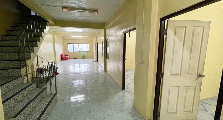 À vendre 14 chambres maison de ville à Bang Bon, Bangkok