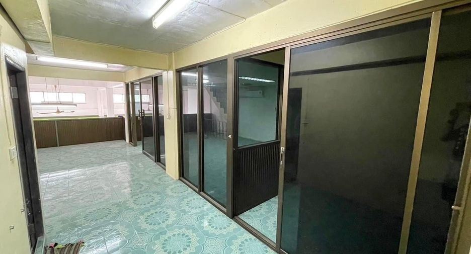 À vendre 14 chambres maison de ville à Bang Bon, Bangkok