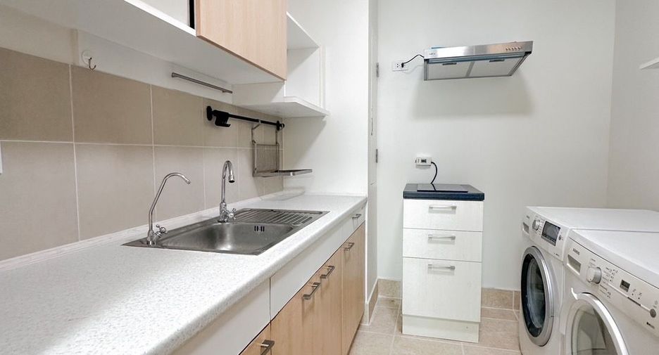 For rent 2 bedrooms condo in Mueang Phuket, Phuket