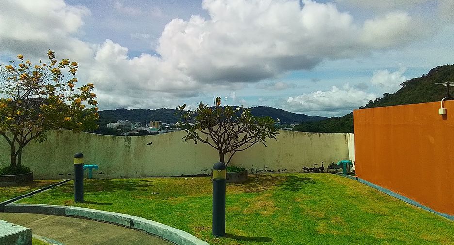 For rent 2 bedrooms condo in Mueang Phuket, Phuket