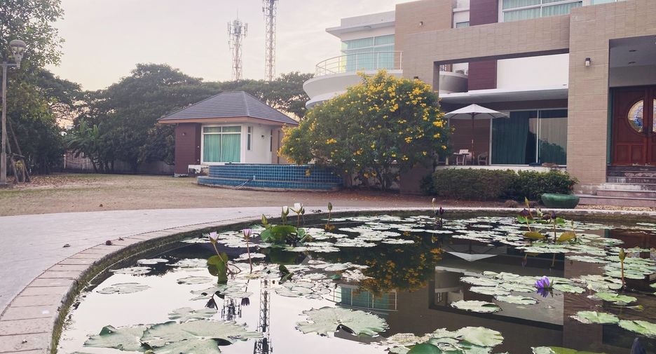 À vendre 5 chambres villa à Khan Na Yao, Bangkok
