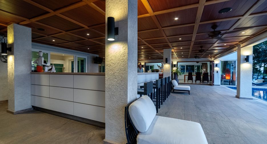 Villa en venta de 7 habitaciones en Bang Lamung, Chonburi