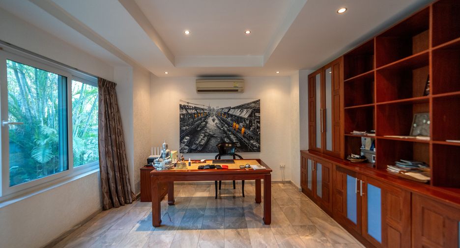 Villa en venta de 7 habitaciones en Bang Lamung, Chonburi