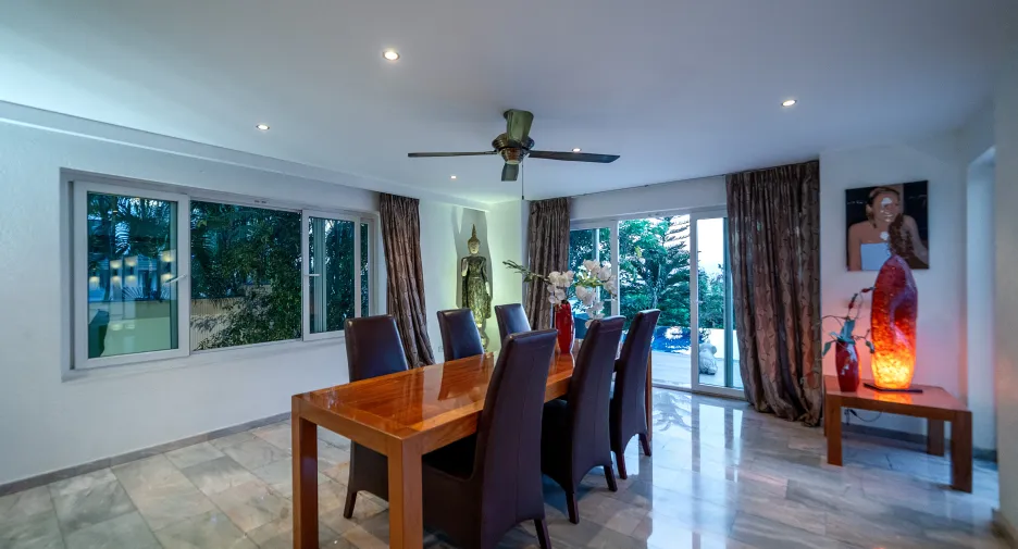 Villa en venta de 7 habitaciones en Bang Lamung, Chonburi