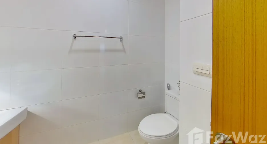 Condo en venta y en alquiler de 3 habitaciones en Phra Khanong, Bangkok