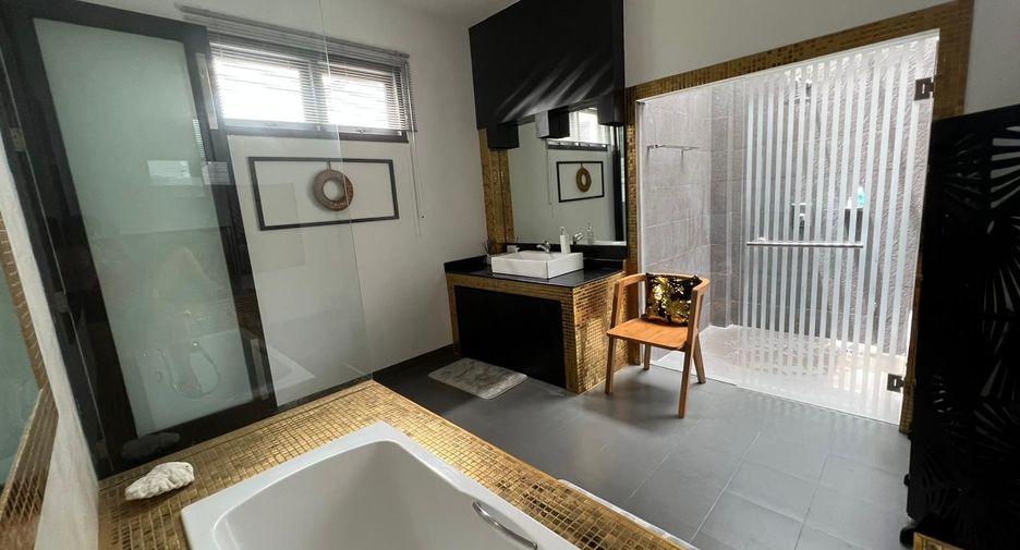 For rent 3 bedrooms villa in Thalang, Phuket