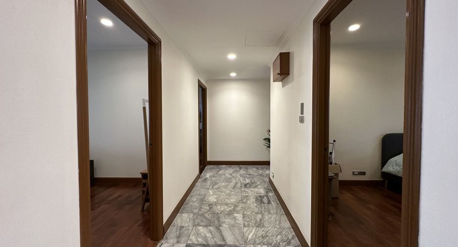 For rent 3 bedrooms condo in Sattahip, Chonburi