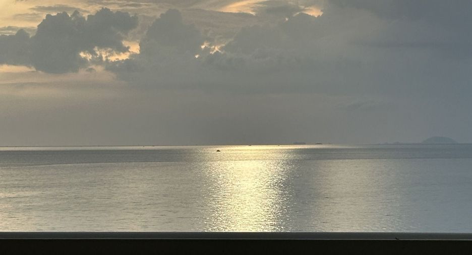 For rent 3 bedrooms condo in Sattahip, Chonburi