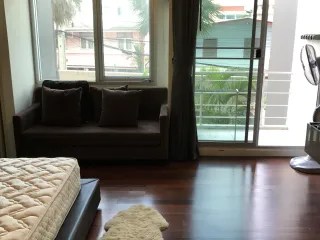 À vendre studio condo à Suan Luang, Bangkok