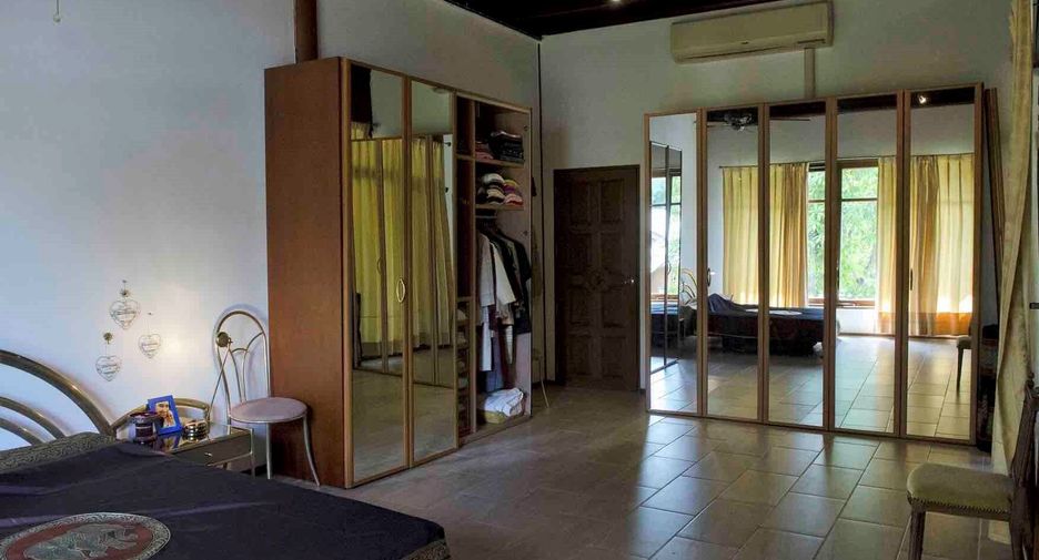 For sale 7 bedrooms villa in Mueang Chanthaburi, Chanthaburi