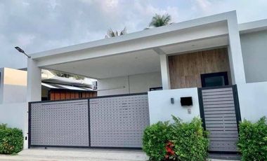 Haus zum Kauf mit 3 Zimmer in Bang Lamung, Chonburi