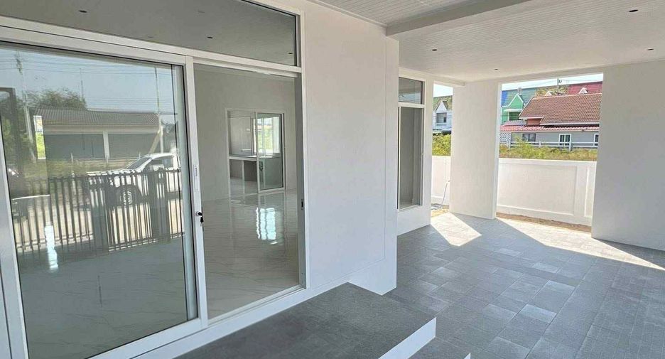 For sale 3 bedrooms house in Mueang Prachuap Khiri Khan, Prachuap Khiri Khan