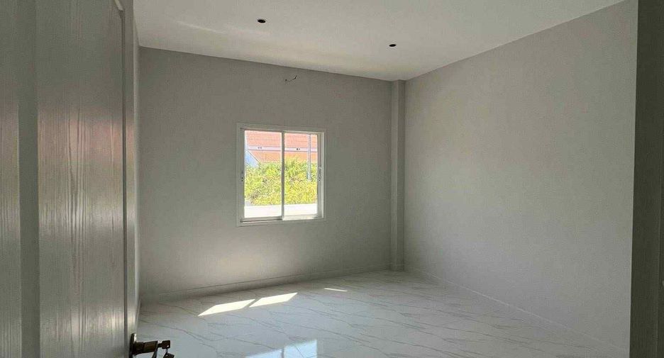 For sale 3 bedrooms house in Mueang Prachuap Khiri Khan, Prachuap Khiri Khan