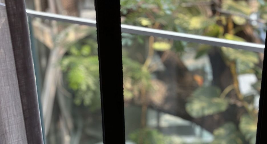 For sale 2 bedrooms condo in Khlong Toei, Bangkok