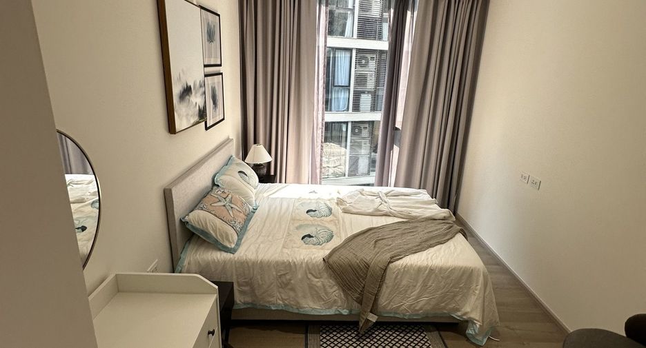 For sale 2 bedrooms condo in Khlong Toei, Bangkok