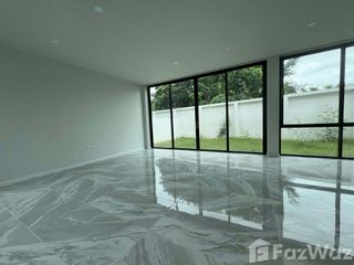 For sale 3 bedrooms house in Bang Khen, Bangkok