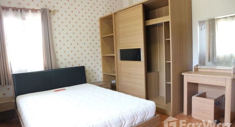 For sale 4 bedrooms house in Mueang Chiang Mai, Chiang Mai