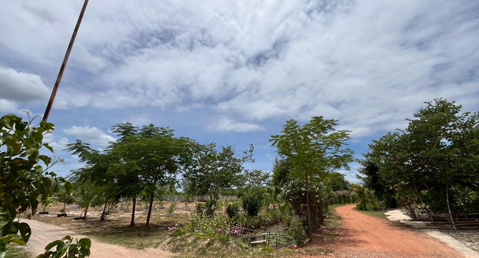 For rent 3 bedrooms house in Pran Buri, Prachuap Khiri Khan