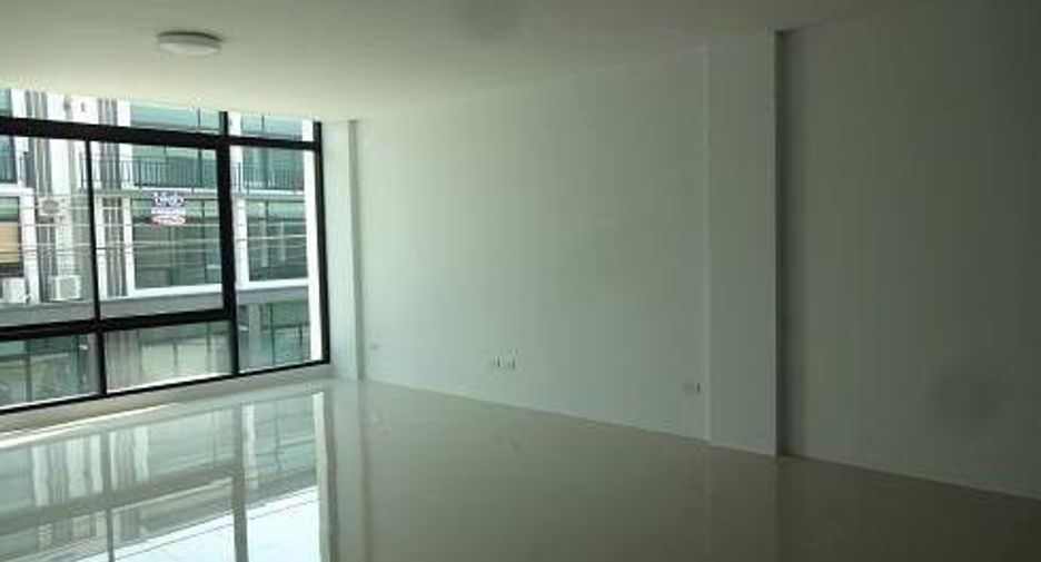 Reihenhaus zur Miete mit 2 Zimmer in San Sai, Chiang Mai