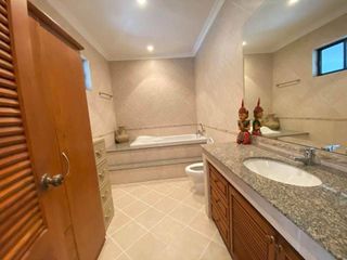 Villa zur Miete mit 2 Zimmer in Bang Lamung, Chonburi
