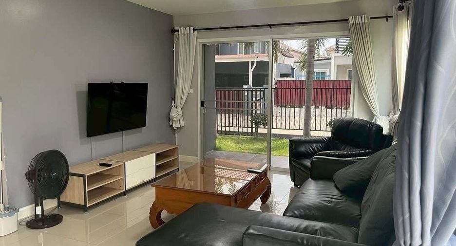 Haus zur Miete mit 3 Zimmer in Bang Lamung, Chonburi