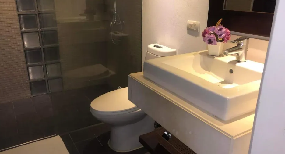 For rent 2 bedrooms condo in Thalang, Phuket