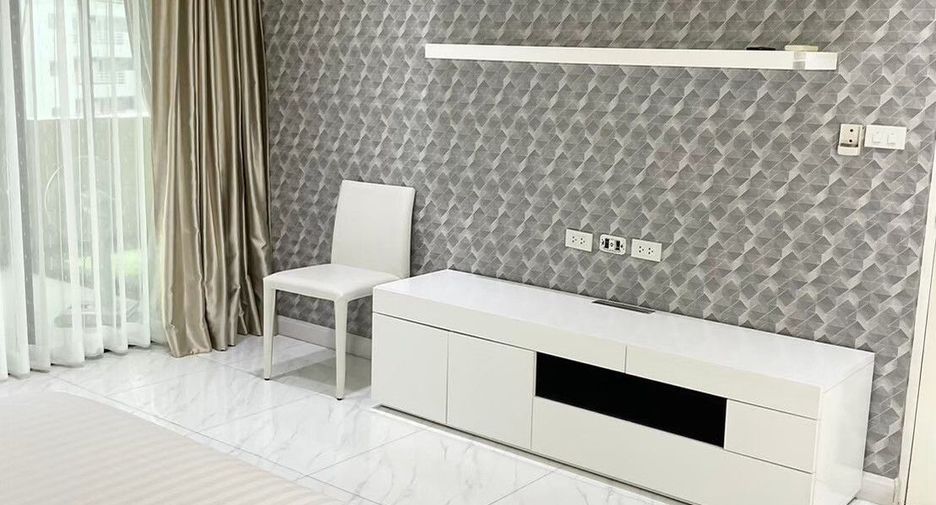 For sale 2 bedrooms condo in Bang Lamung, Chonburi