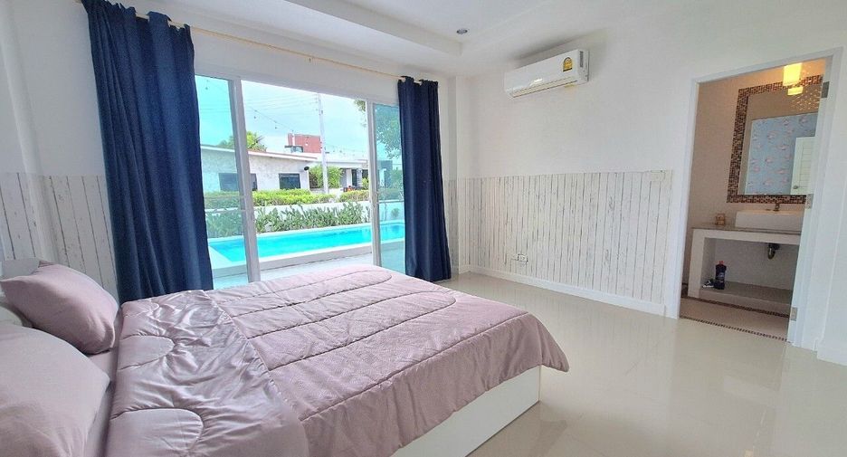 For rent 3 bedrooms villa in Hua Hin, Prachuap Khiri Khan