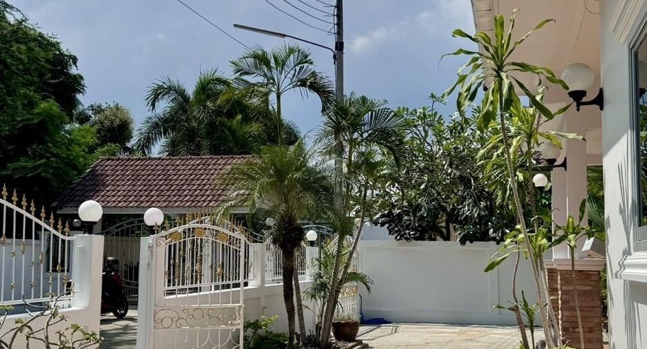 Casa en alquiler de 3 habitaciones en Cha Am, Phetchaburi