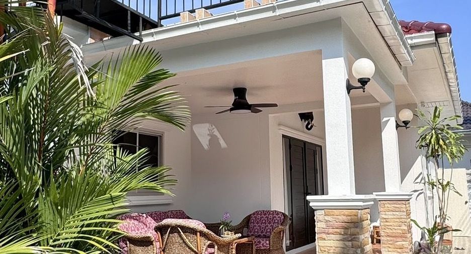 Casa en alquiler de 3 habitaciones en Cha Am, Phetchaburi