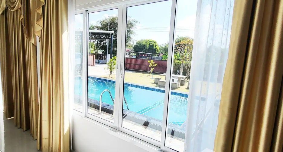 For rent 3 bedrooms villa in Mueang Chiang Mai, Chiang Mai