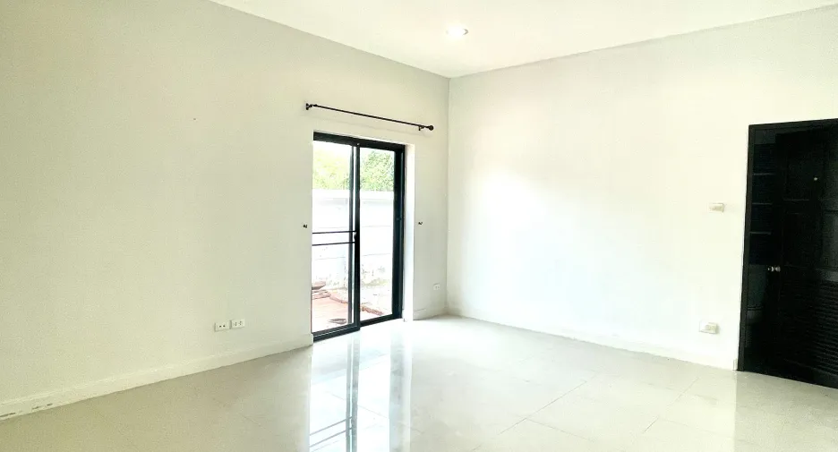For rent 4 bedrooms house in Hua Hin, Prachuap Khiri Khan