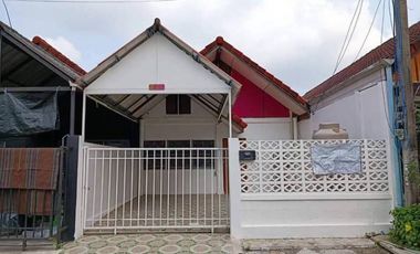 Casa adosada en venta de 2 habitaciones en Khlong Luang, Pathum Thani