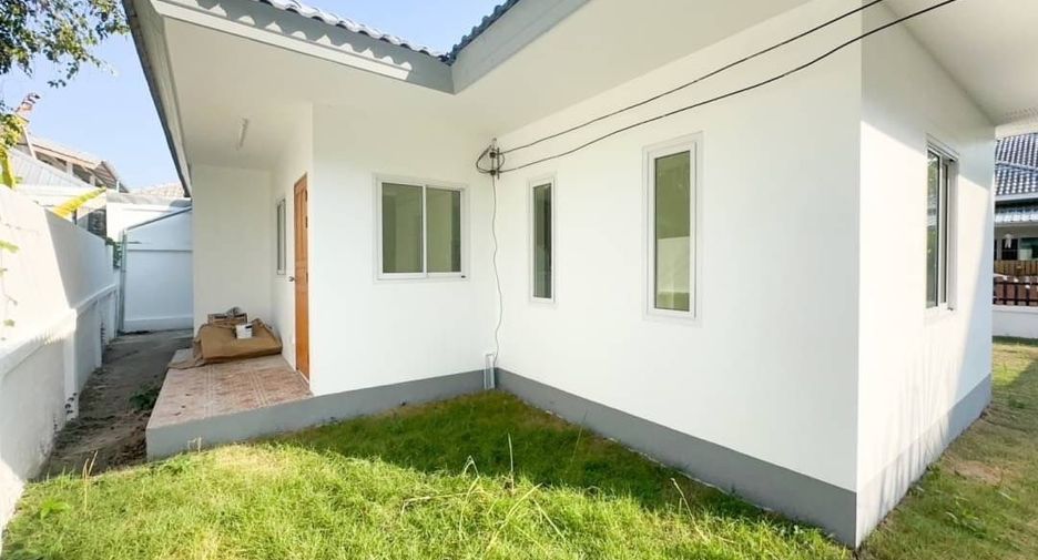 For sale 2 bedrooms house in Saraphi, Chiang Mai