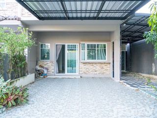 For sale 2 bedrooms townhouse in Lat Krabang, Bangkok