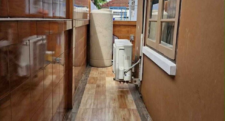 Casa en alquiler de 2 habitaciones en Bang Lamung, Chonburi