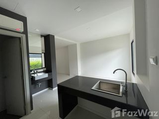 For sale 3 ベッドルーム townhouse in Hang Dong, Chiang Mai
