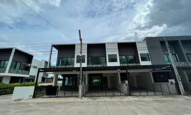 Reihenhaus zum Kauf mit 3 Zimmer in Hang Dong, Chiang Mai