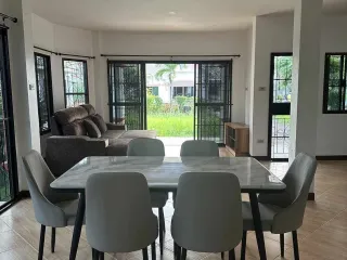 Haus zur Miete mit 5 Zimmer in San Sai, Chiang Mai