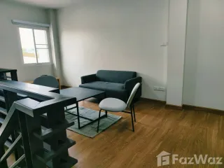 Reihenhaus zum Kauf und zur Miete mit 2 Zimmer in Mueang Chiang Mai, Chiang Mai
