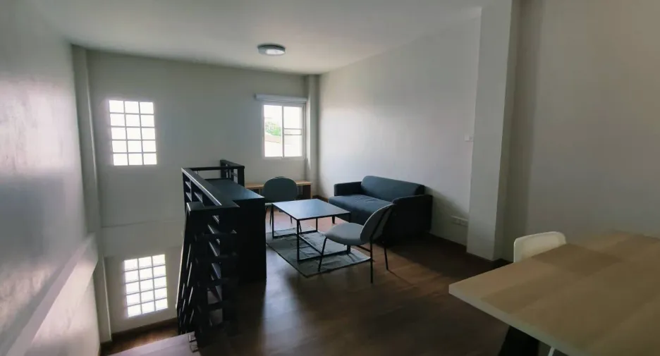 For sale and for rent 2 bedrooms townhouse in Mueang Chiang Mai, Chiang Mai