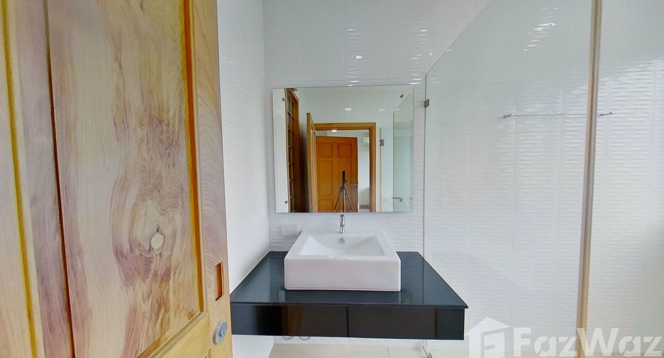 For sale and for rent 2 bedrooms condo in Mueang Chiang Mai, Chiang Mai