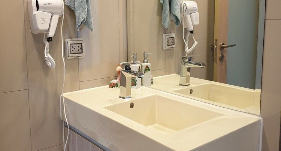 For rent 2 bedrooms condo in Bang Lamung, Chonburi
