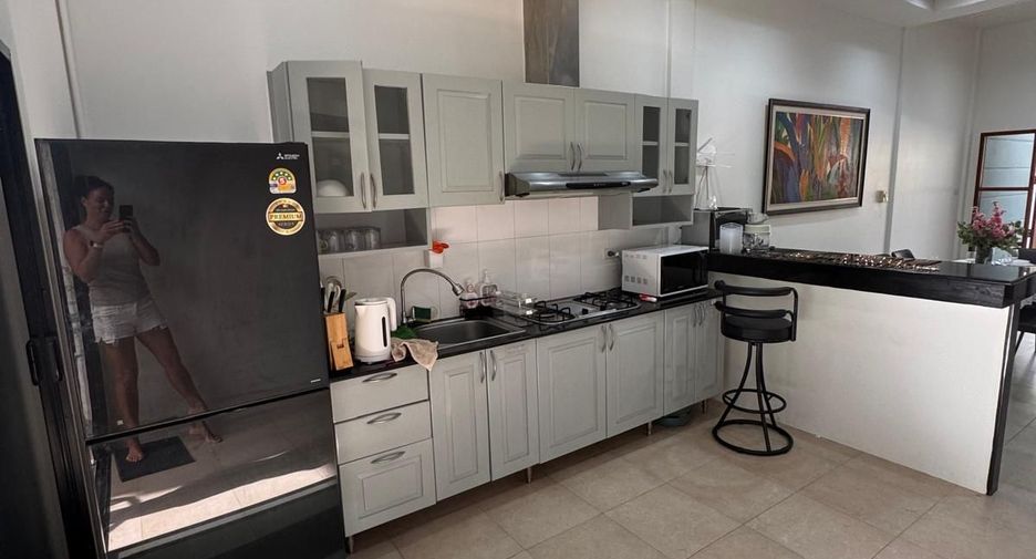 Haus zur Miete mit 3 Zimmer in Mueang Phuket, Phuket