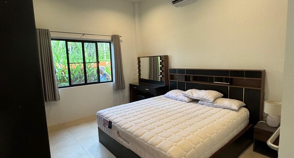 Haus zur Miete mit 3 Zimmer in Mueang Phuket, Phuket